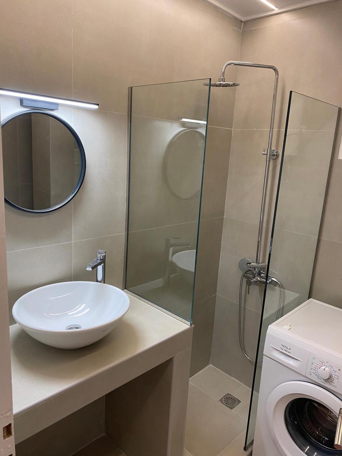 Evrou 21A Metropolitan Suite Athen Exterior foto